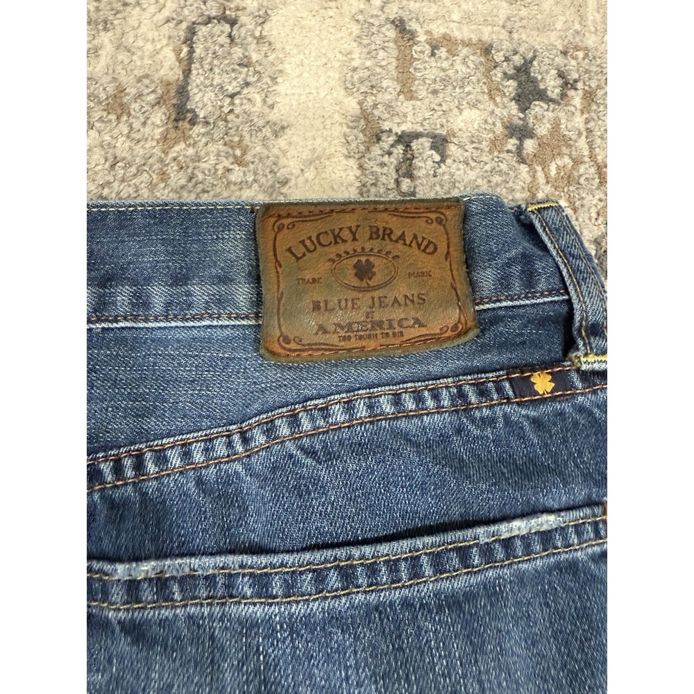 Lucky Brand 329 Jeans Mens 36x34 Classic Straight Stretch Dark Wash Zip Fly - Picture 14 of 16